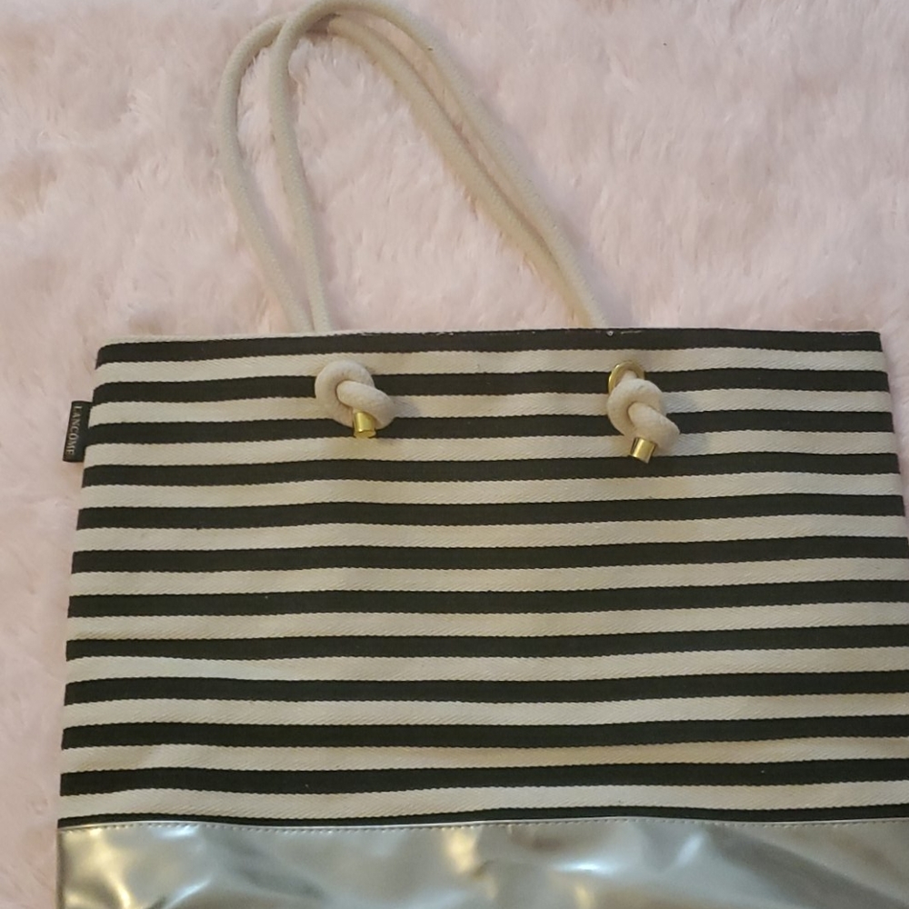 🟡 4/$20 Lancome tote bag